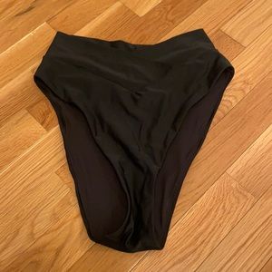 High waisted cross over bottoms